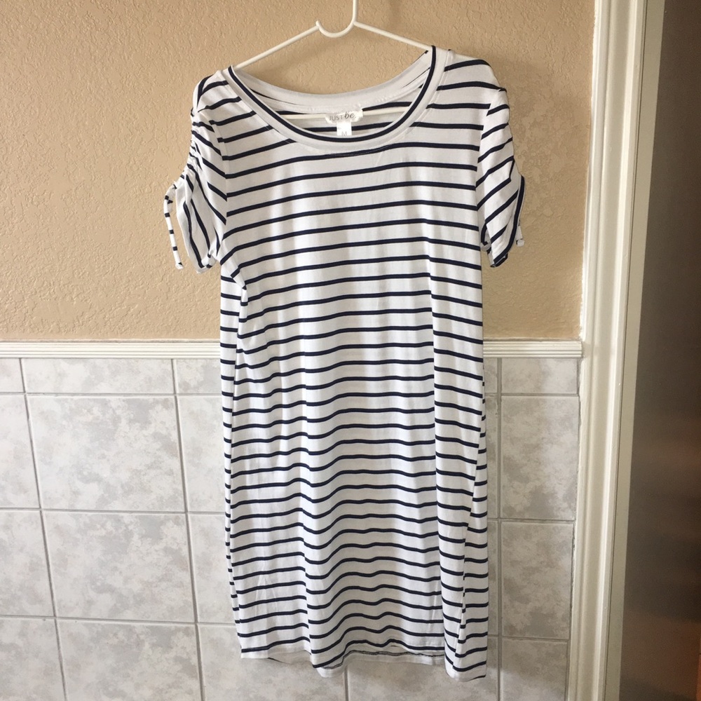 Relaxed fit dress 🎉